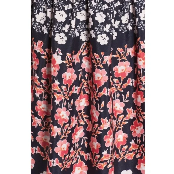 Gorgeous floral dress - Picture 7 of 8